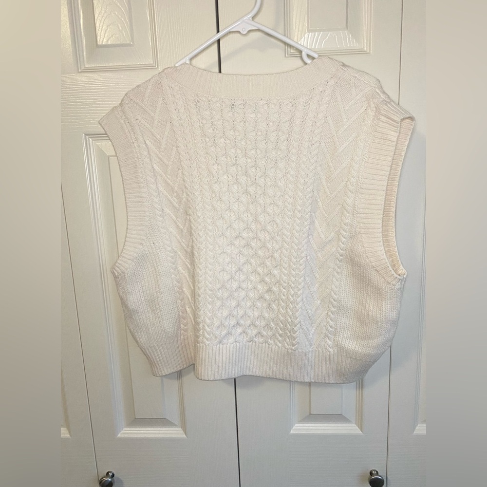 New Aritzia Babaton Emporia Merino Wool Sweater Vest size XL - Picture 7 of 9